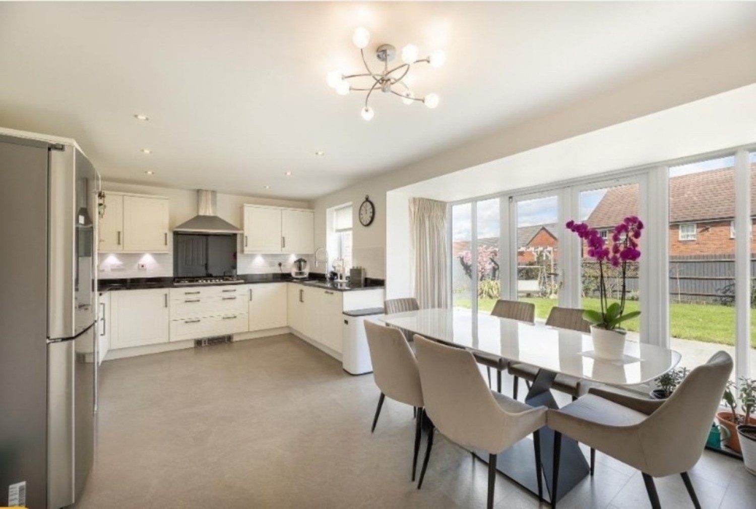 Perrott Way, Edgbaston, B17