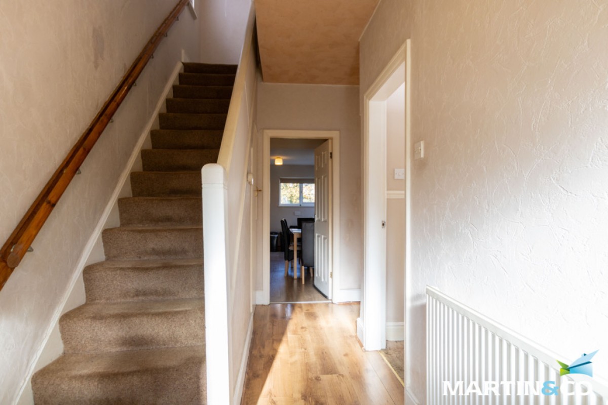 Hagley Road West, Oldbury, B68