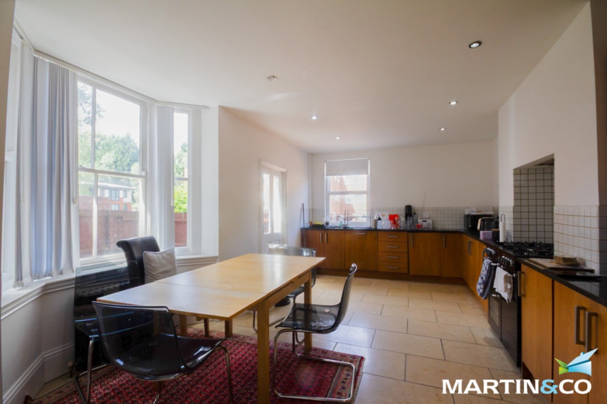 Station Road, Harborne, B17