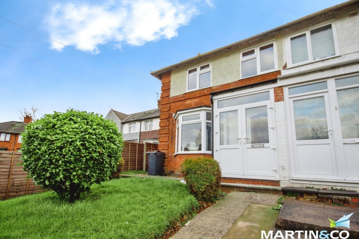 Hare Grove, Northfield, B31
