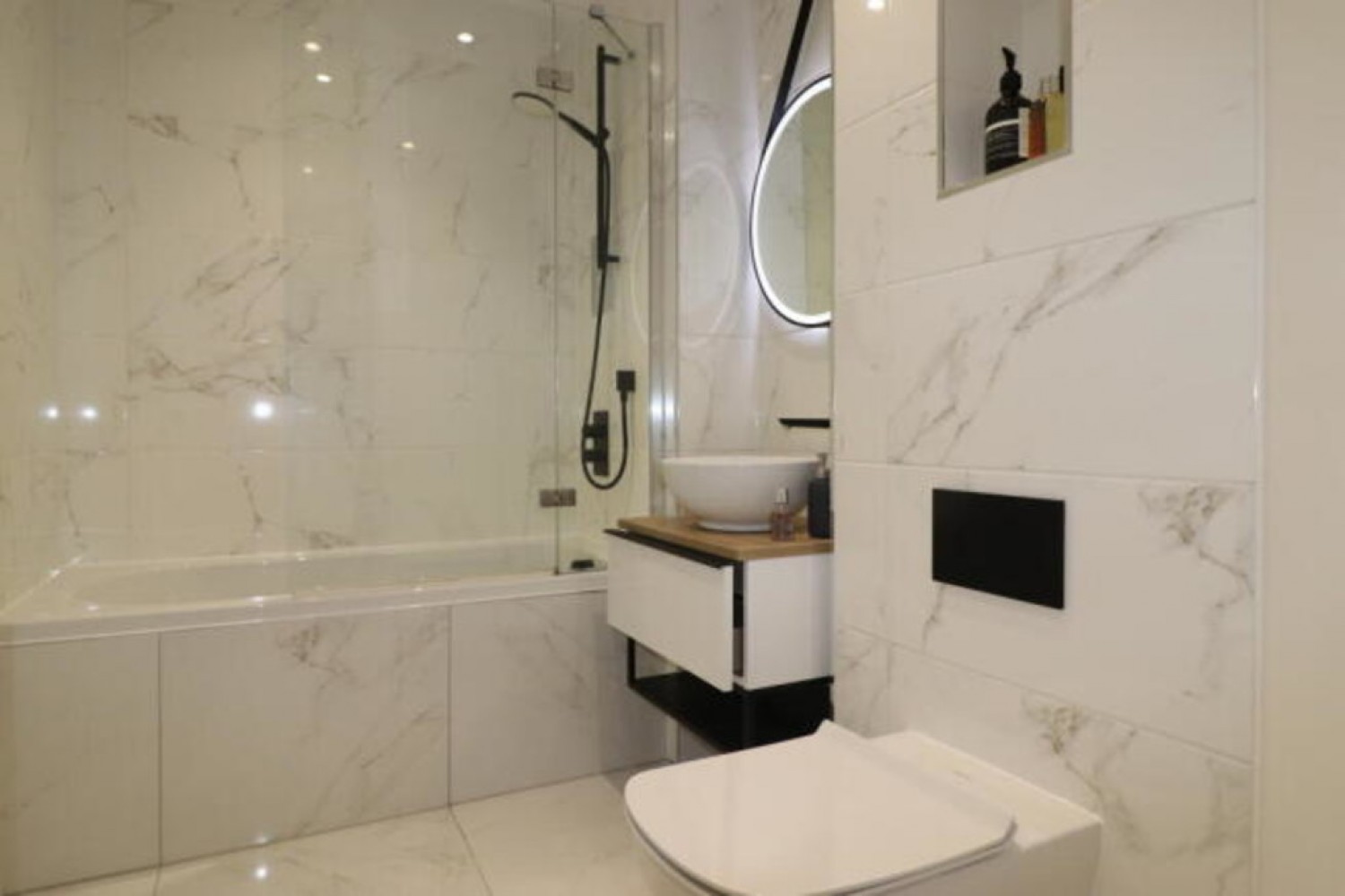 2 bedroom Flat for Letting Chapmans Passage, Birmingham, B1