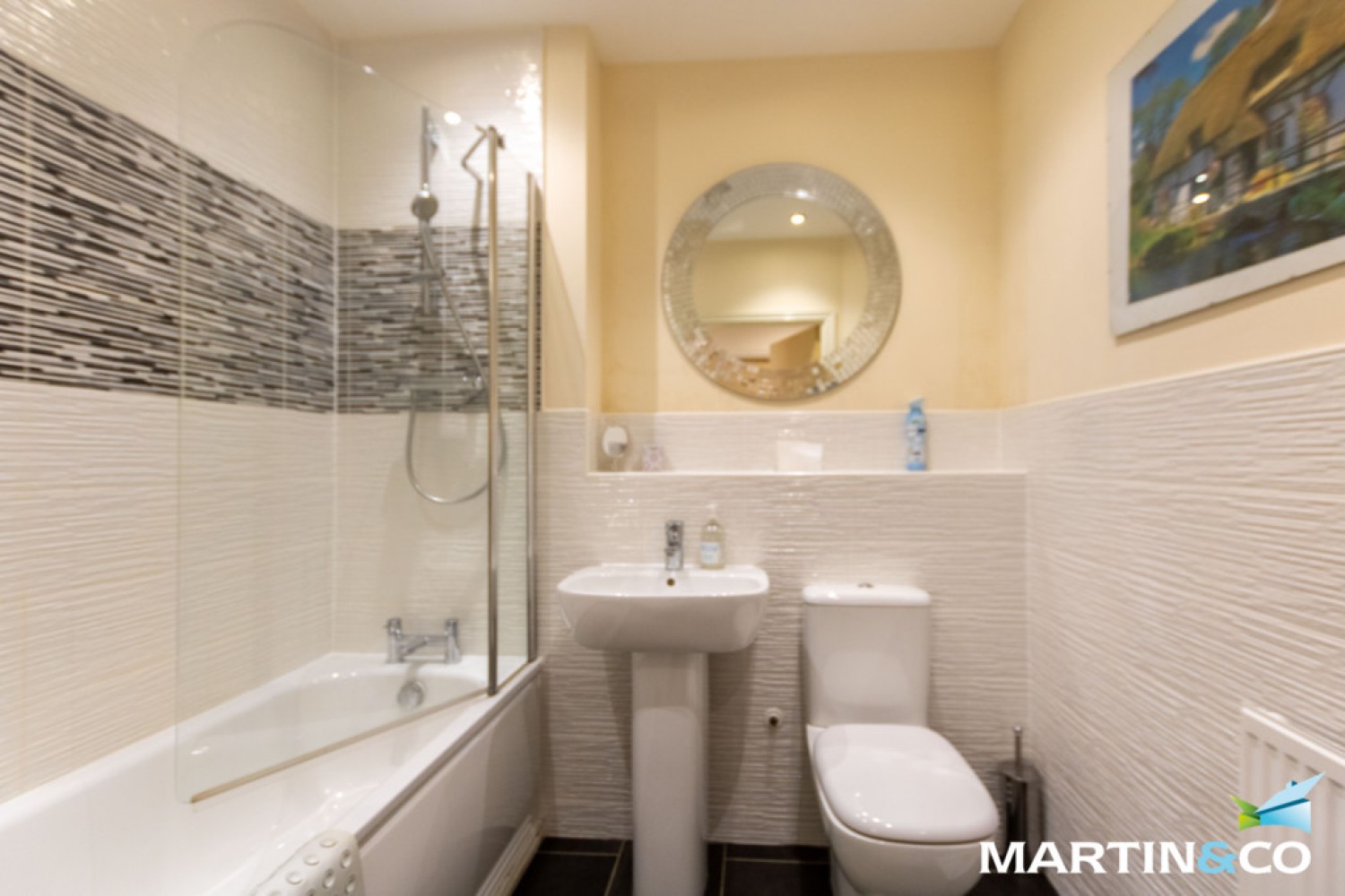 2 bedroom Flat in Kensington Court, Highfield Road, Edgbaston, B15