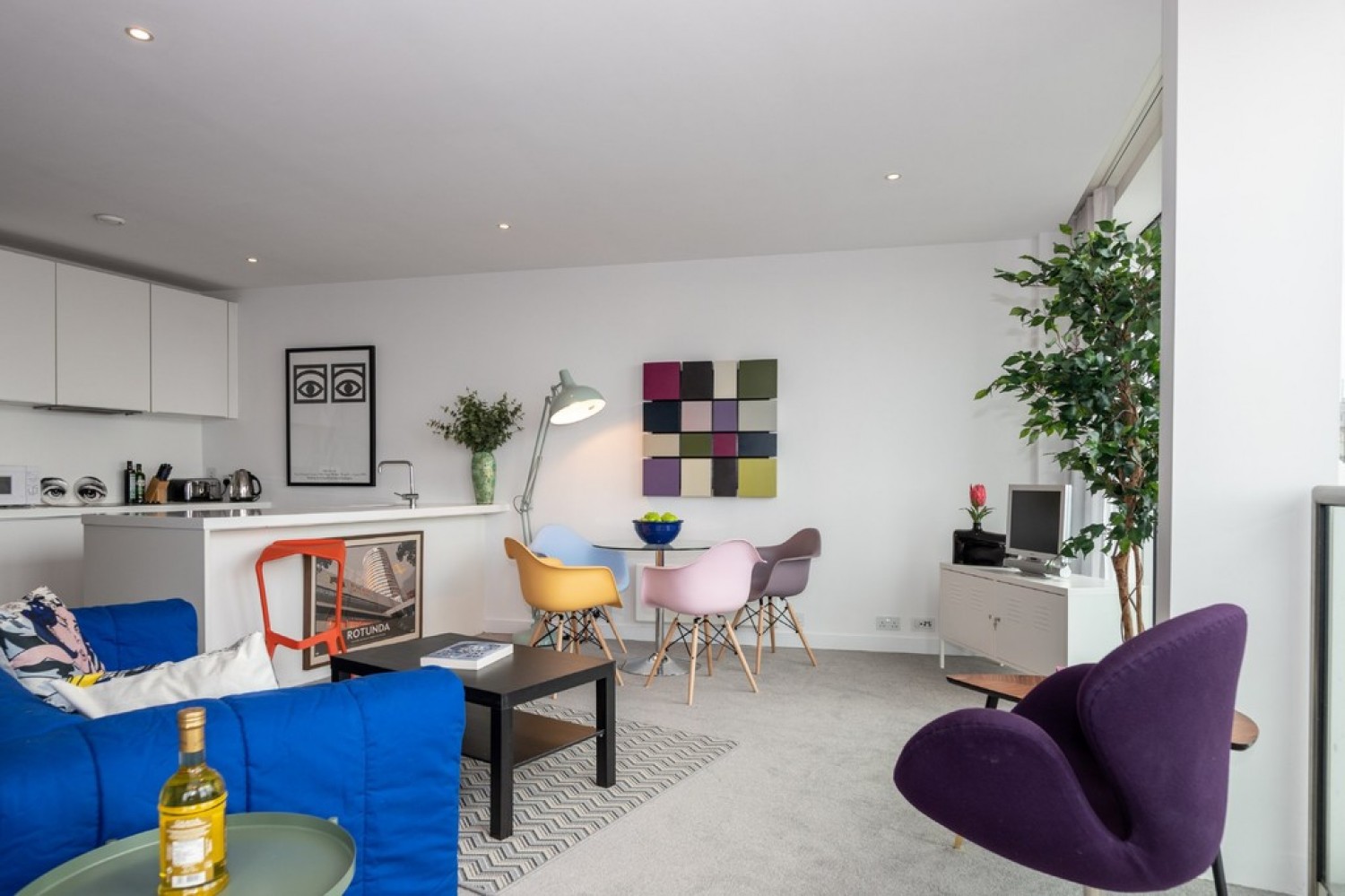 The Rotunda, New Street, Birmingham, B2