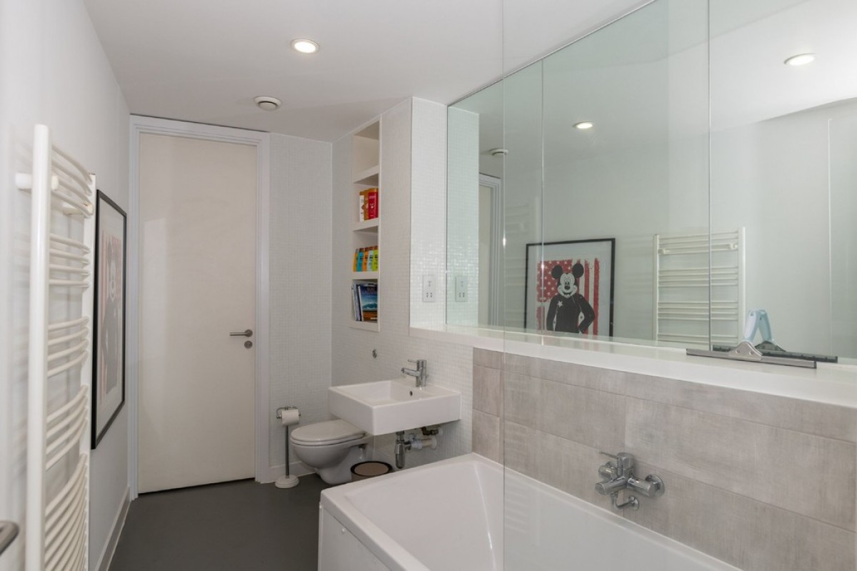 The Rotunda, New Street, Birmingham, B2