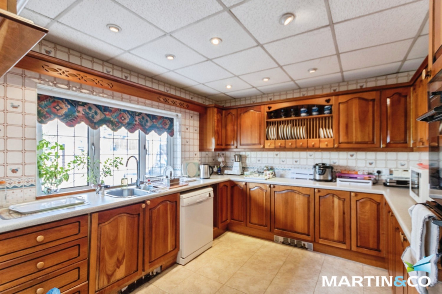 4 bedroom House for Sale Oakham Road, Dudley, DY2