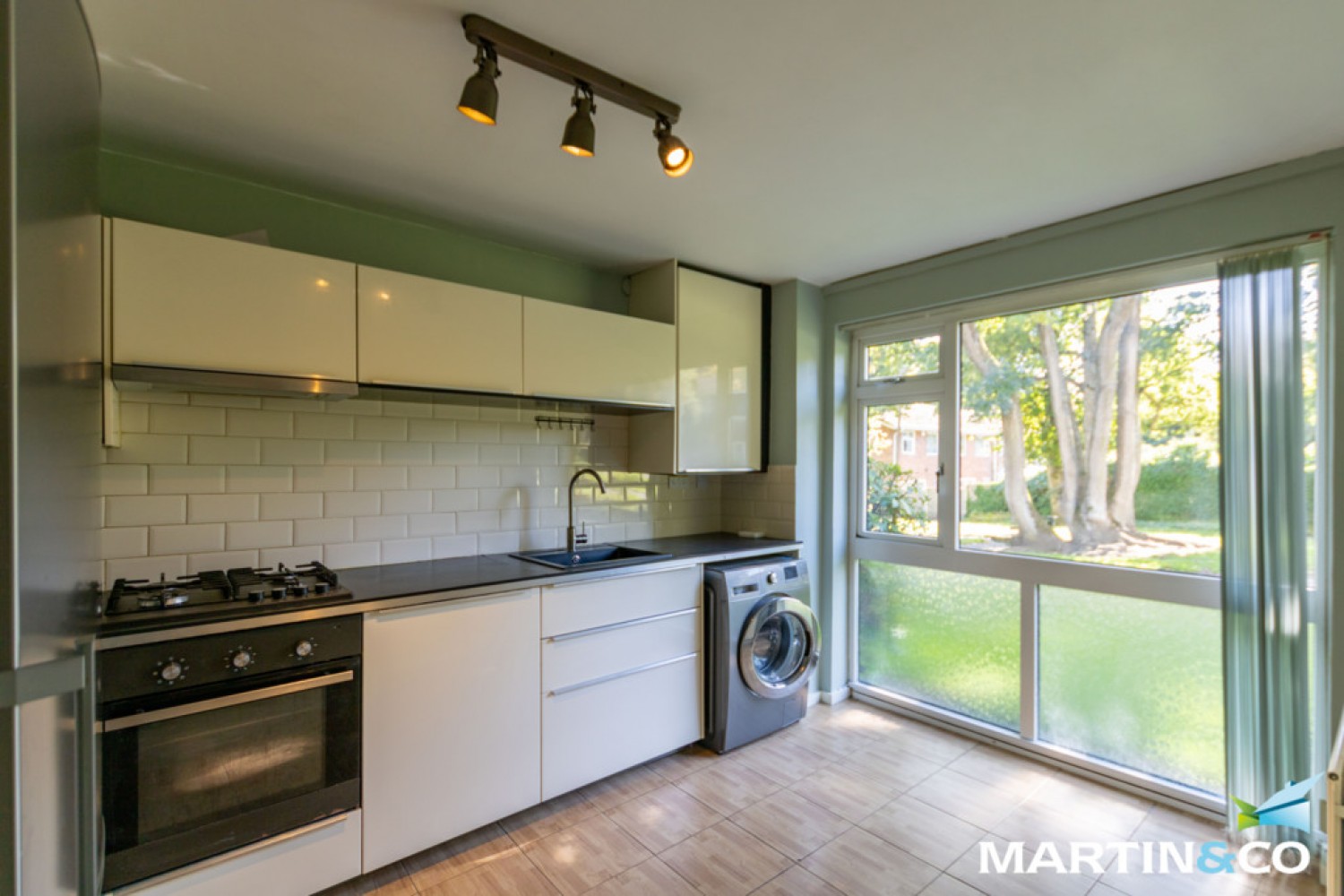 Berrow Drive, Edgbaston, B15