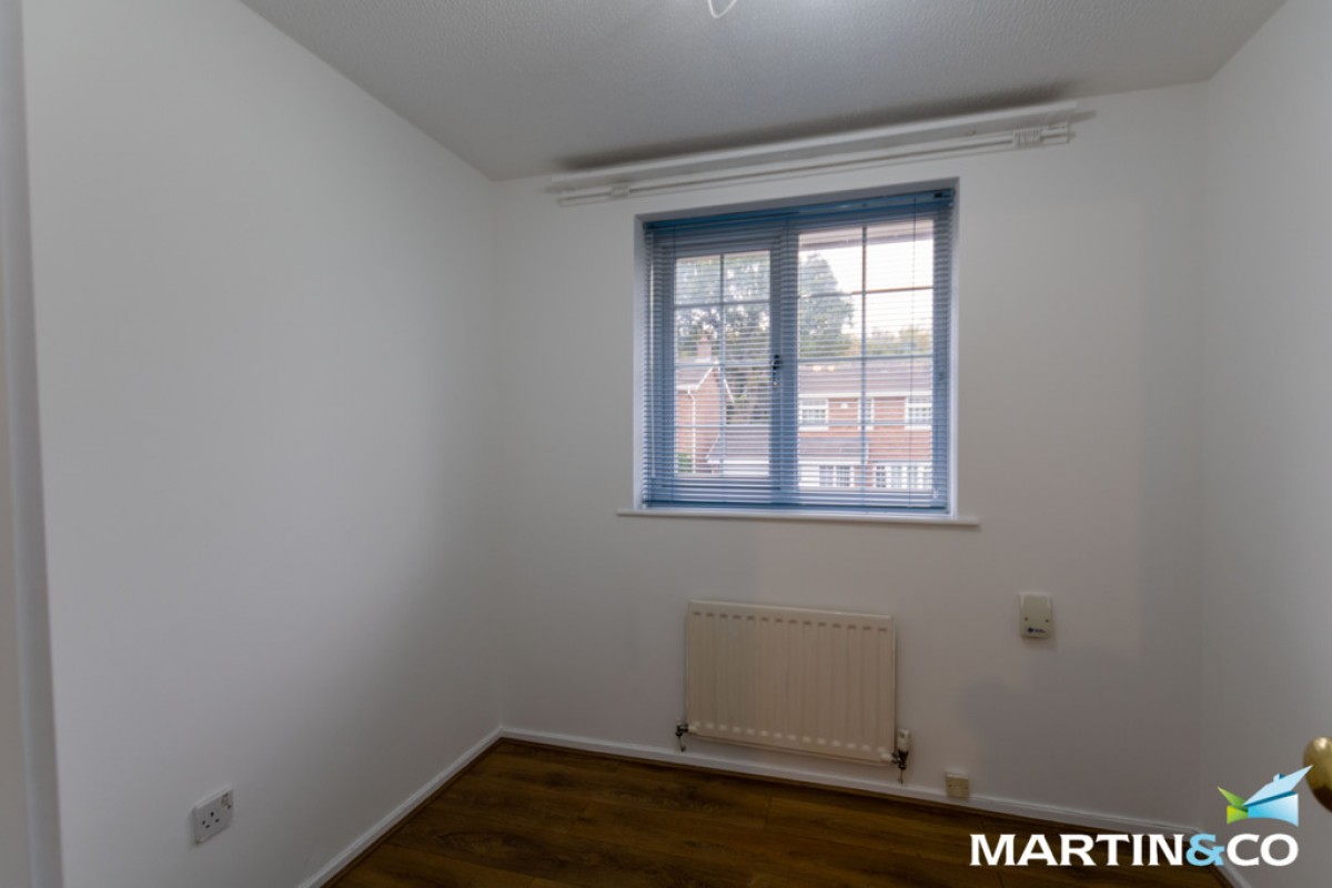 Lamont Avenue, Harborne, B32