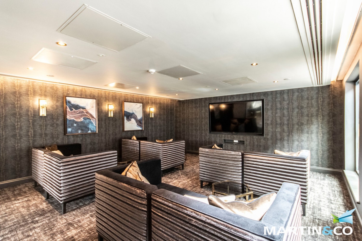 2 bedroom Flat for Sale St Martins Place, Broad Street, Birmingham, B15