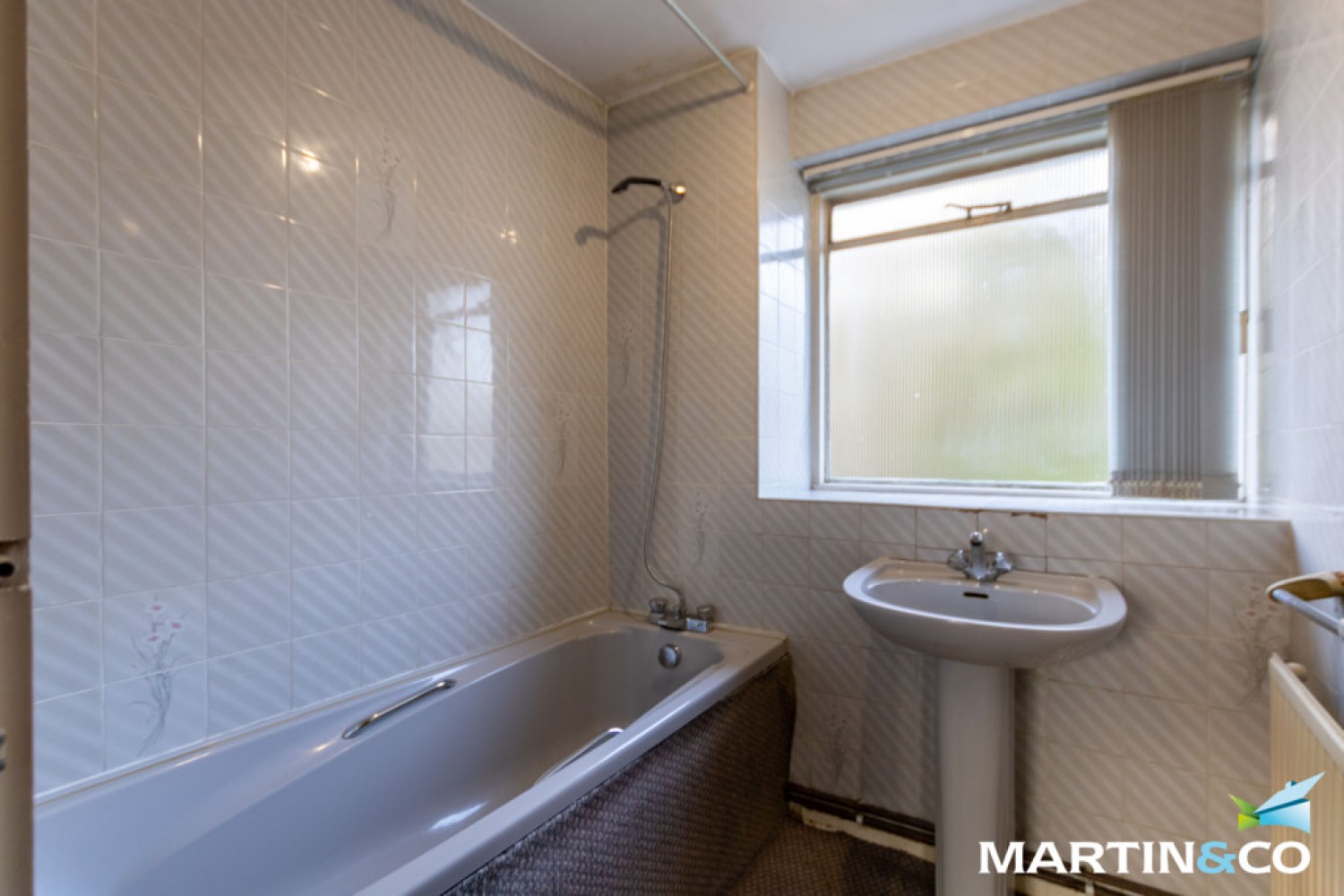 2 bedroom Flat for Sale Lloyd Square, Niall Close, Edgbaston, B15