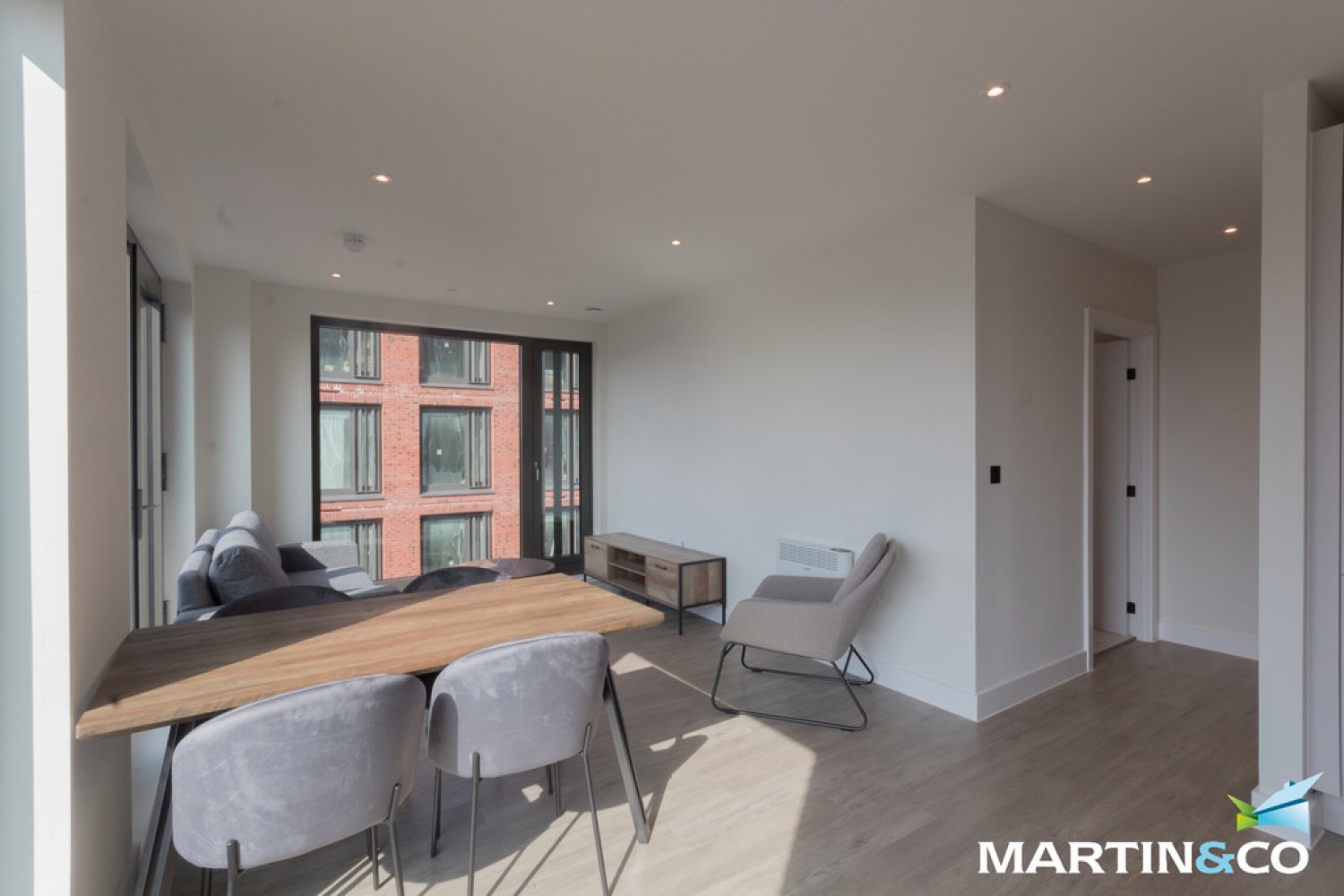 2 bedroom Flat for Letting Cardigan Wharf, Glasswater Locks, Pitt Street, Birmingham, B4