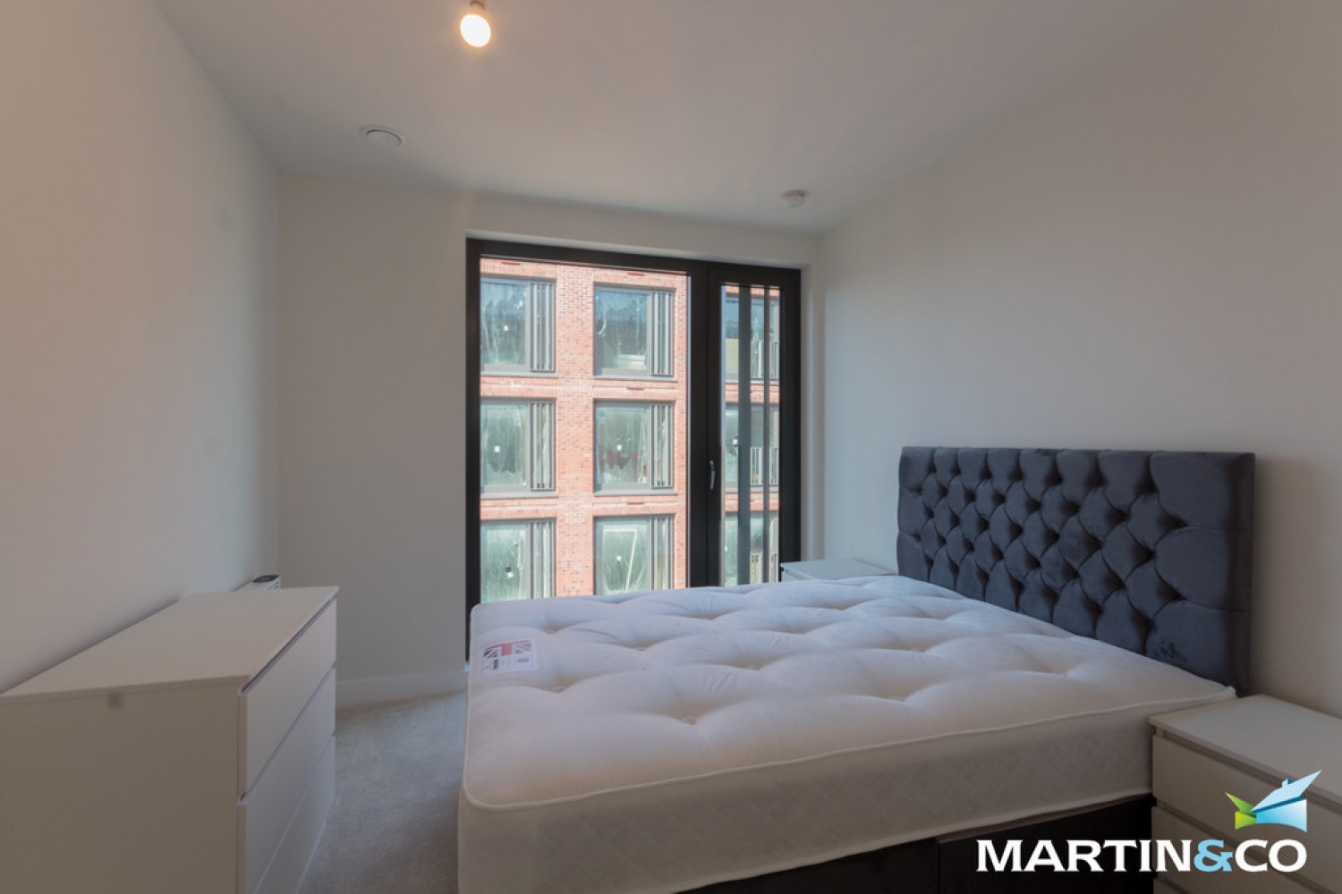 2 bedroom Flat for Letting Cardigan Wharf, Glasswater Locks, Pitt Street, Birmingham, B4