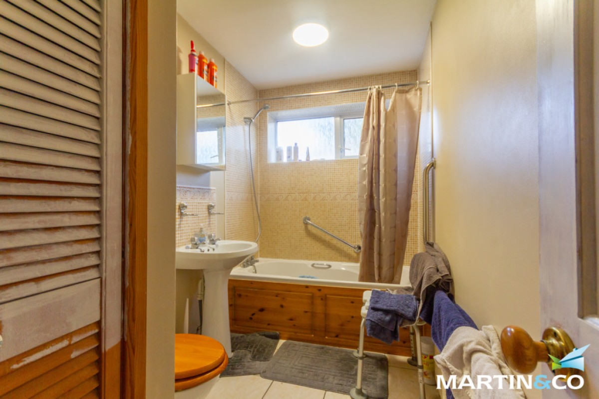 Honeybourne Road, Halesowen, B63