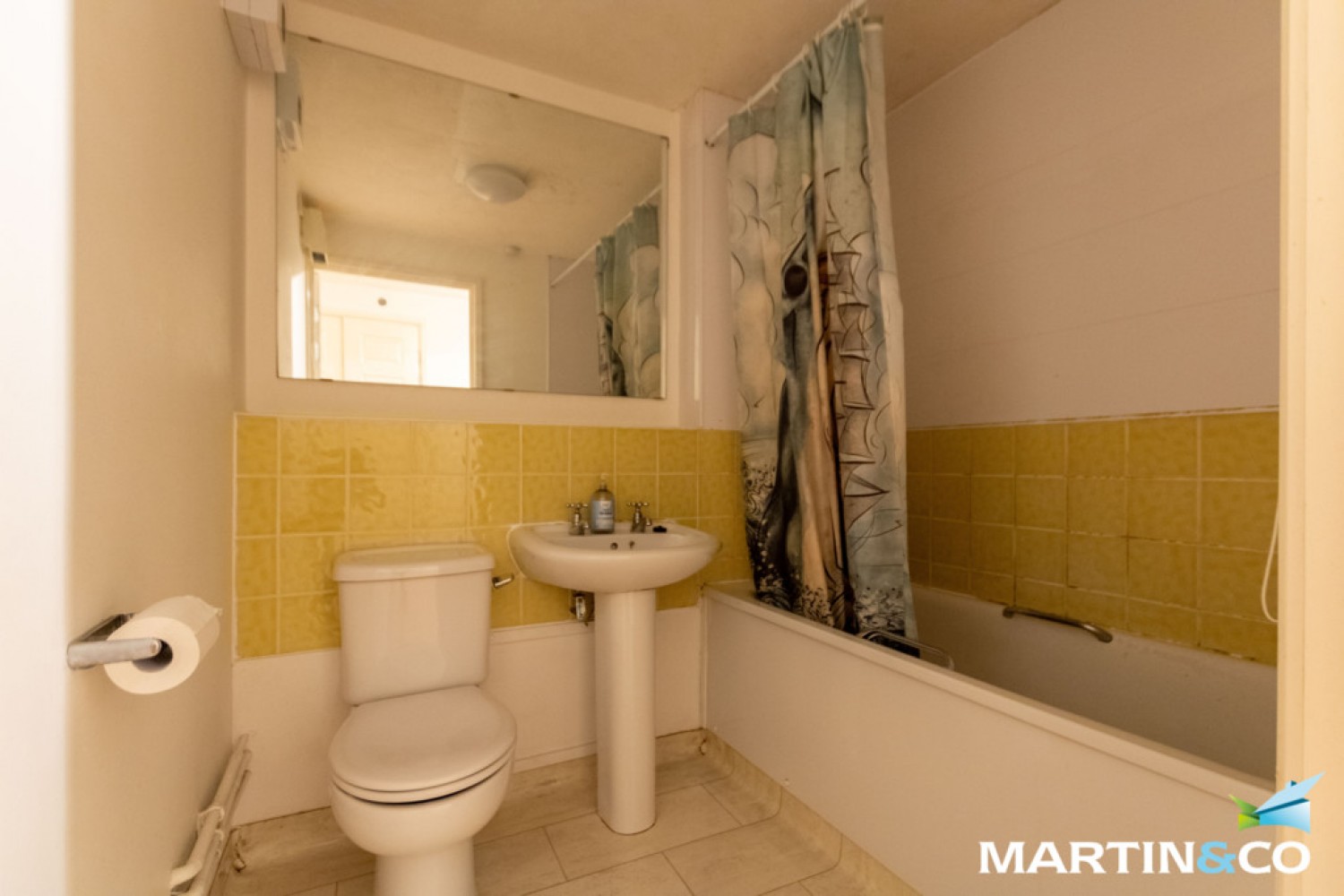 2 bedroom Flat in Renaissance Court, Bradford Street, Birmingham, B12