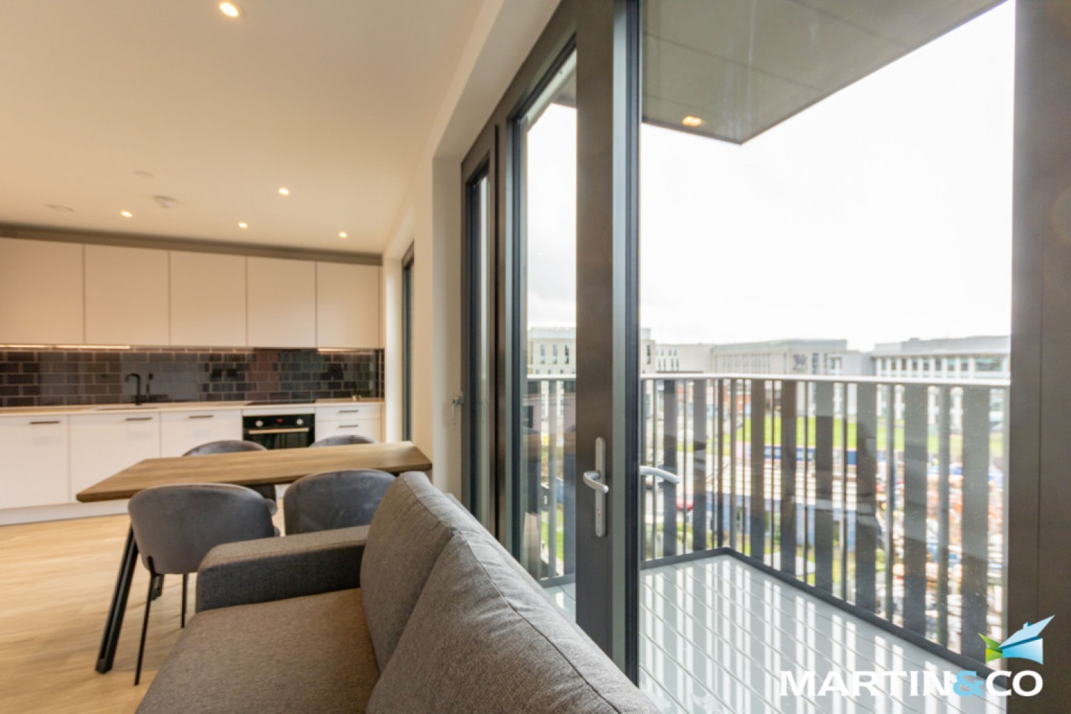 2 bedroom Flat for Letting Cardigan Wharf, Glasswater Locks, Pitt Street, Birmingham, B4