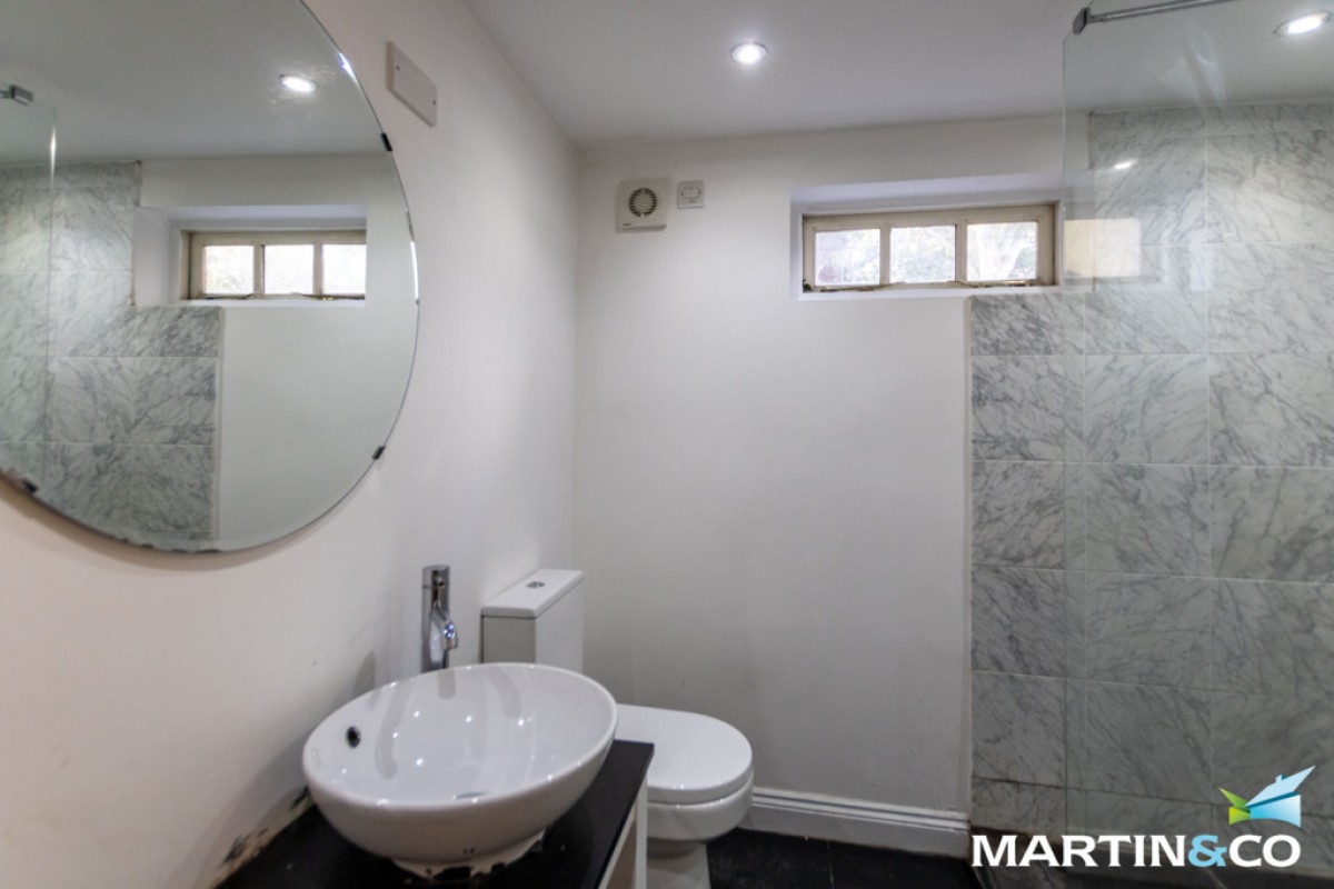 Bristol Road, Edgbaston, B5