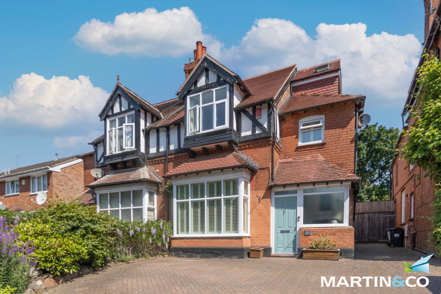 Court Oak Road, Harborne, B17