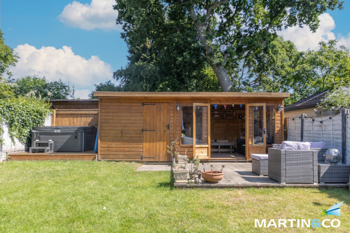 Court Oak Road, Harborne, B17