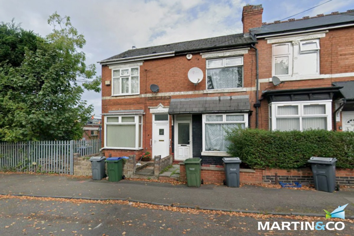 Reginald Road, Bearwood, B67