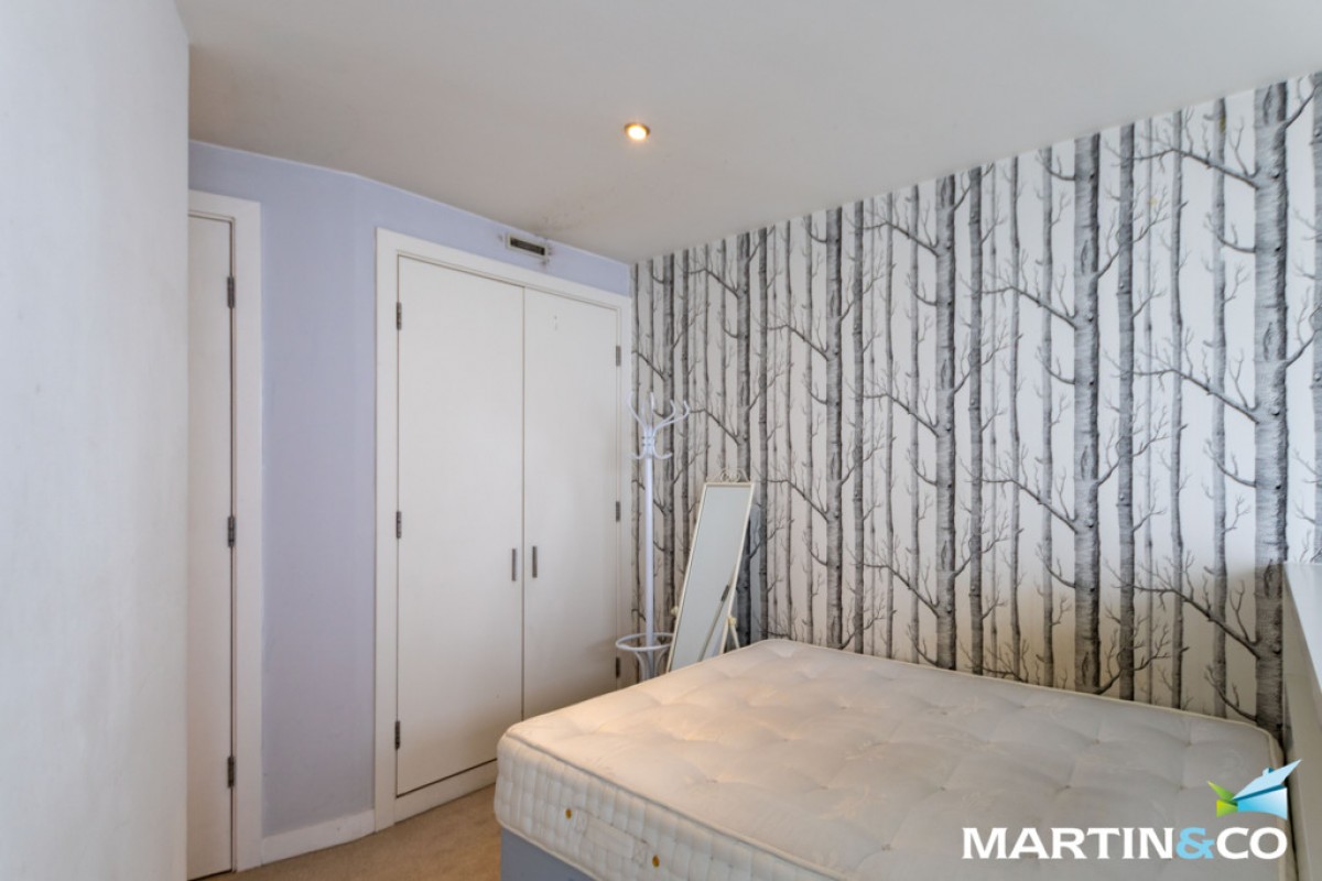 The Rotunda, New Street, Birmingham, B2