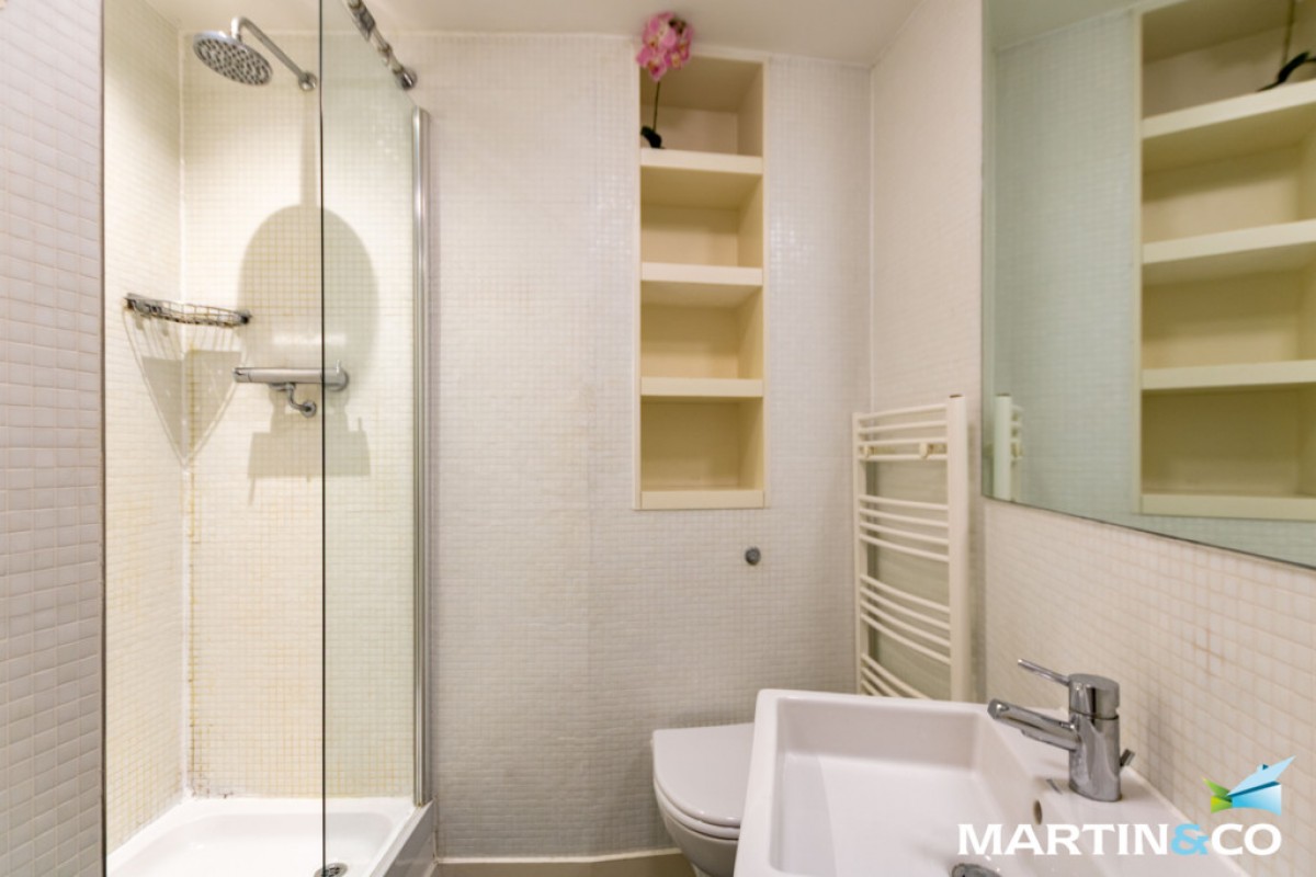 The Rotunda, New Street, Birmingham, B2