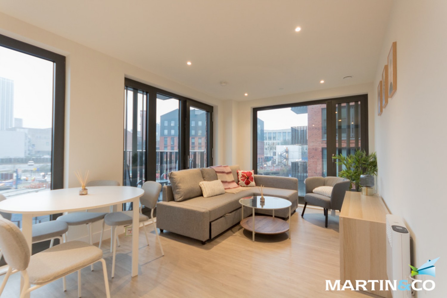 2 bedroom Flat in Belmont Wharf, Glasswater Locks, Pitt Street, Birmingham, B4