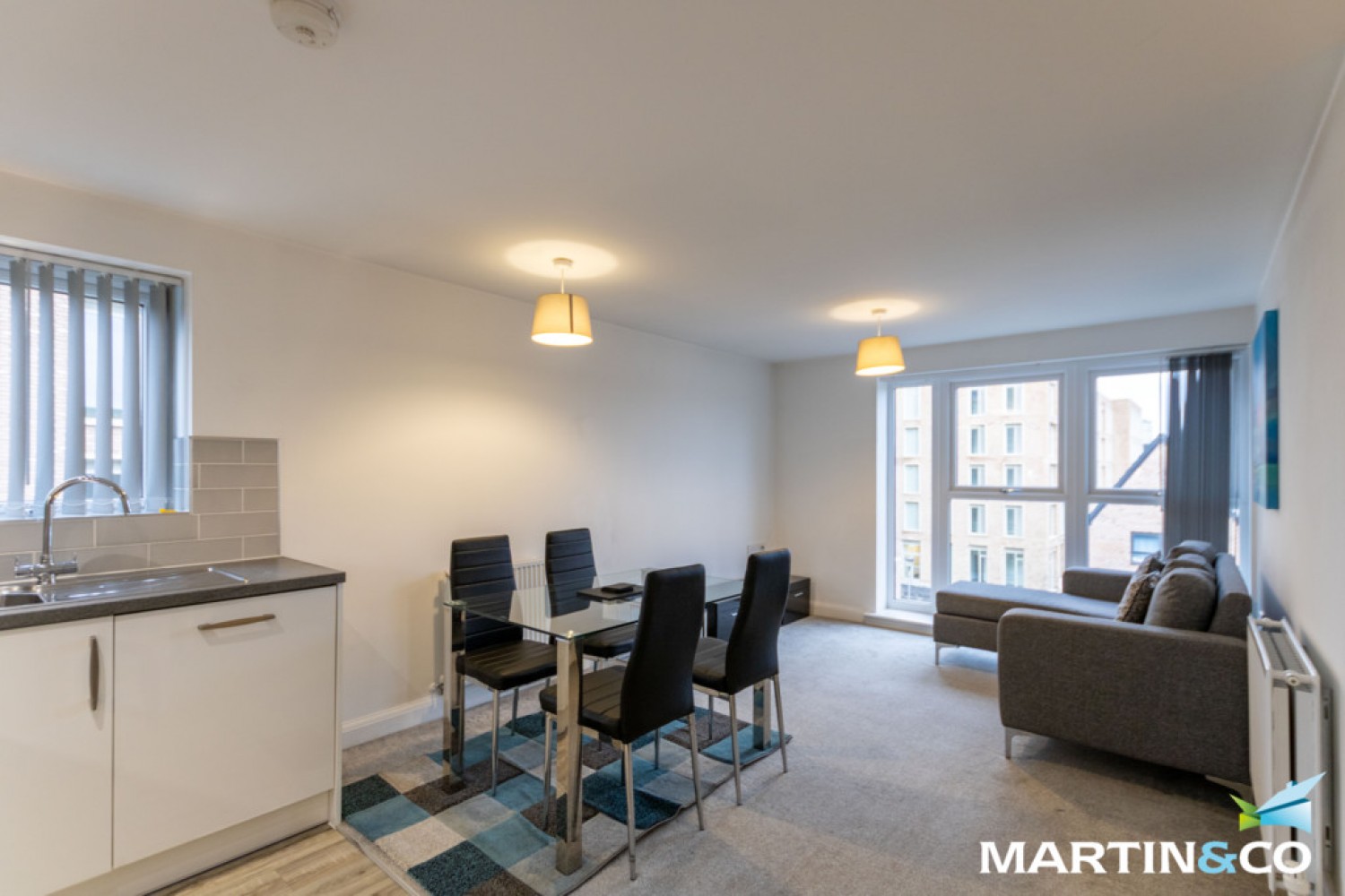 2 bedroom Flat in Waterway House, Belgrave Middleway, Birmingham, B5