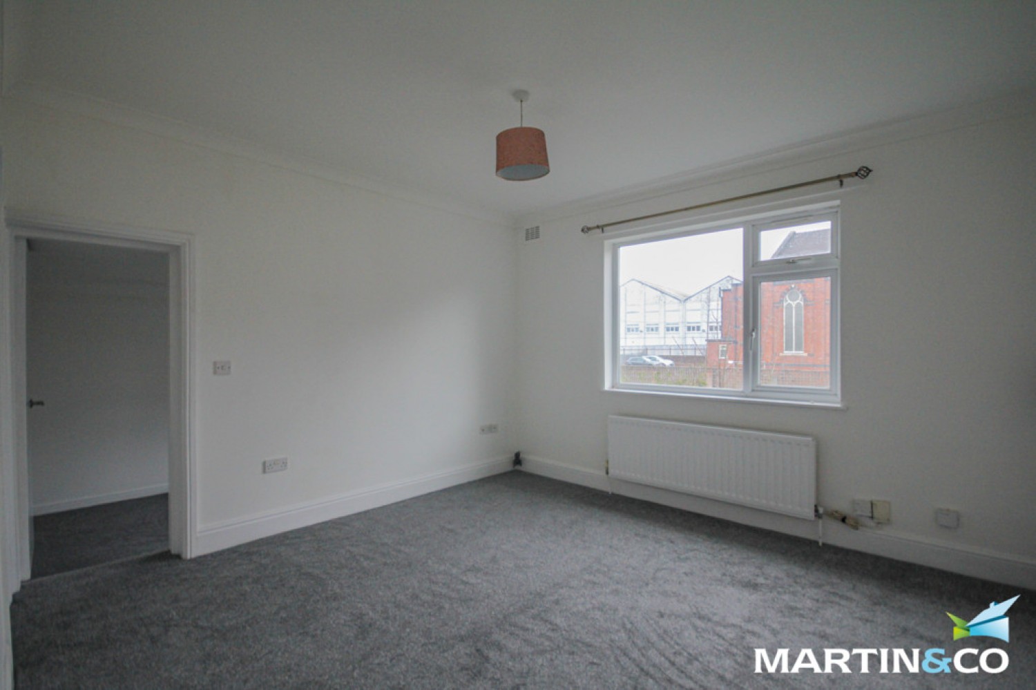 1 bedroom Flat for Letting Dixons Green Road, Dudley, DY2