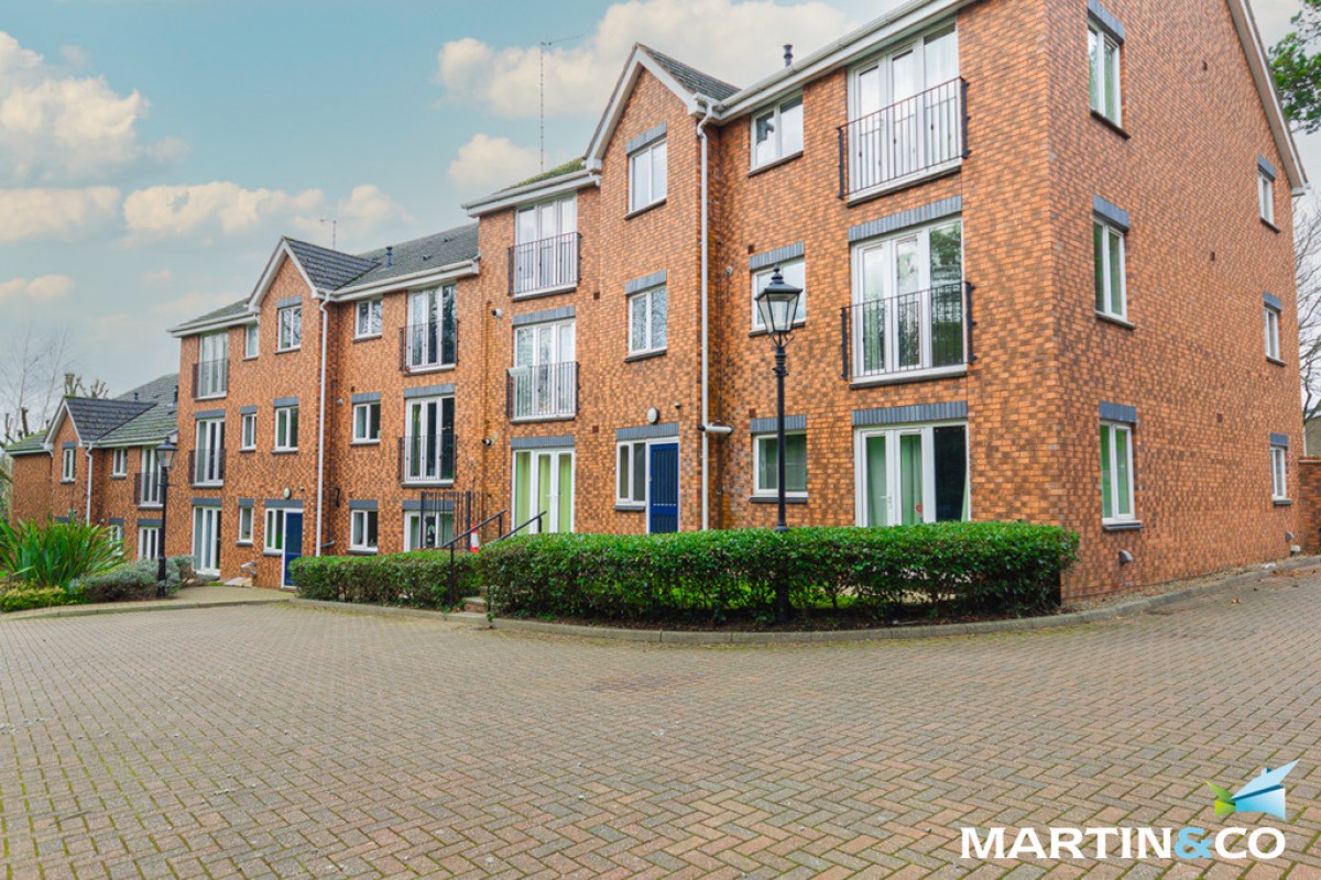 Cross Farm Manor, Cross Farm Road, Harborne, B17