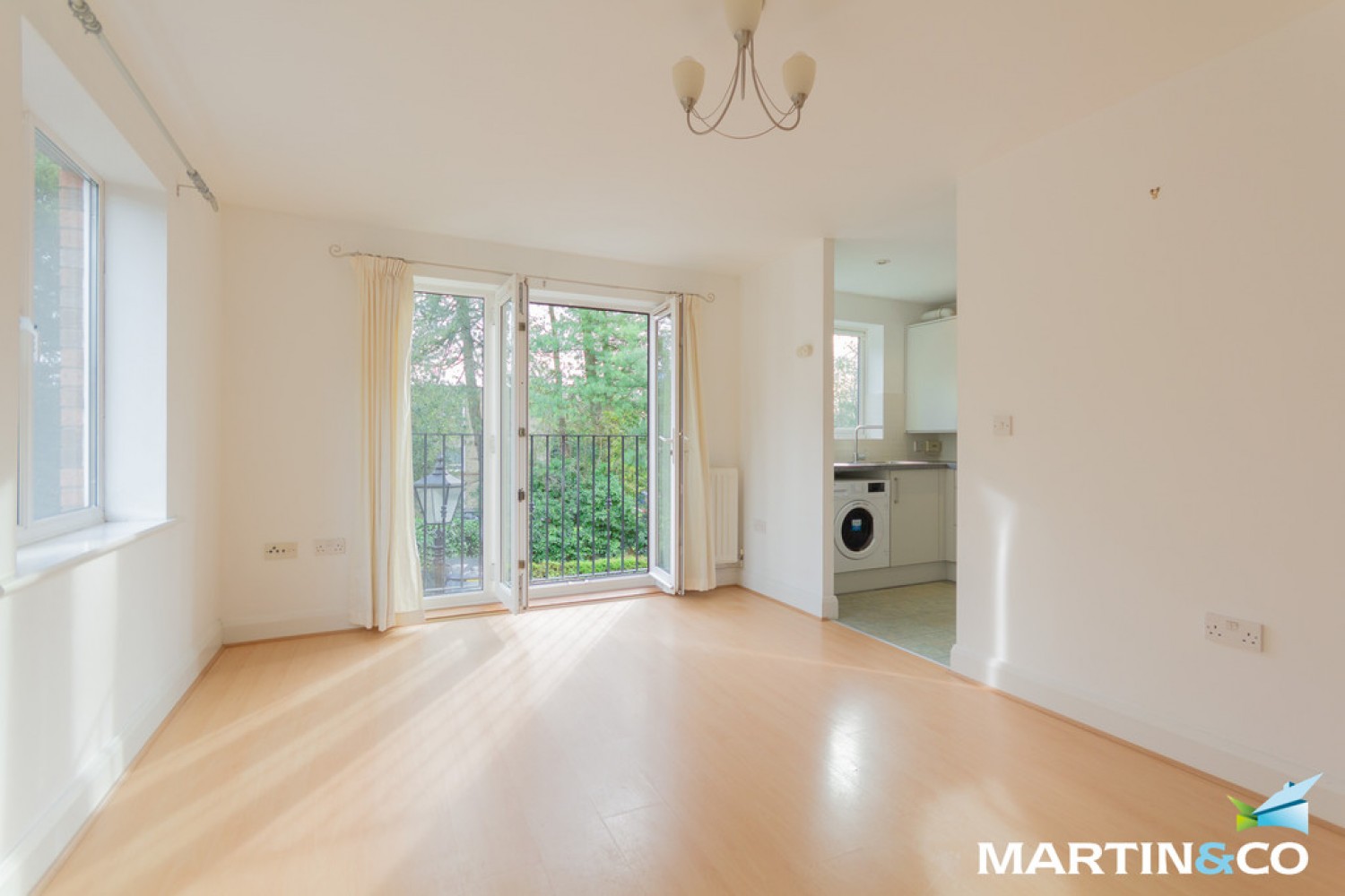 2 bedroom Flat for Letting Cross Farm Manor, Cross Farm Road, Harborne, B17