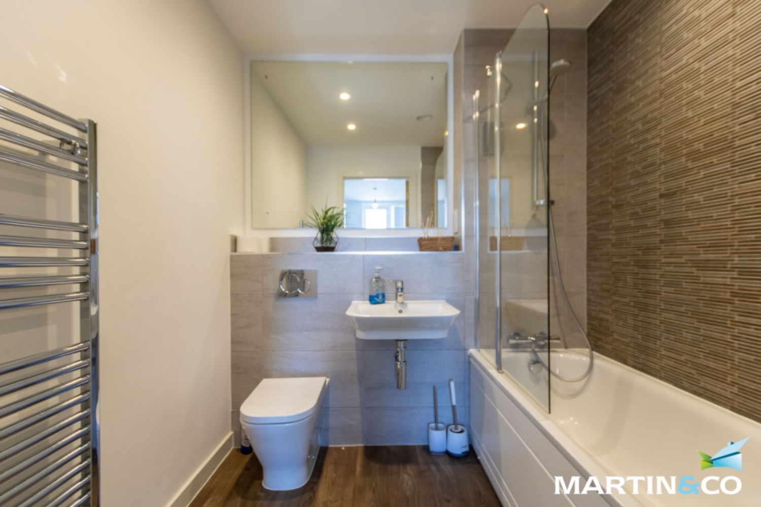 2 bedroom Flat for Sale Hamilton Apartments, Spring Street, Park Central, B15