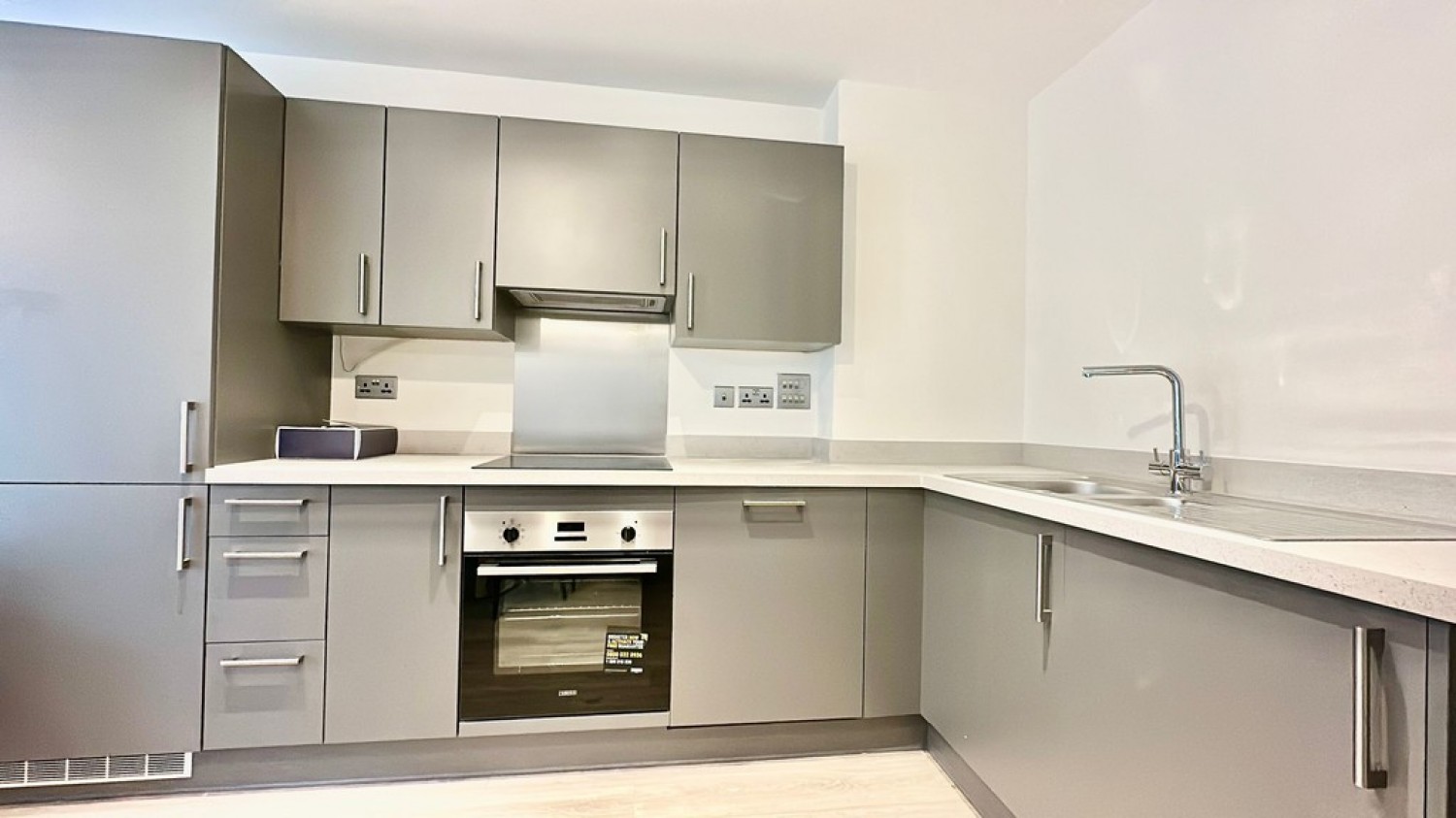 2 bedroom Flat for Letting Boulevard Plaza, Bristol Street, Birmingham, B5