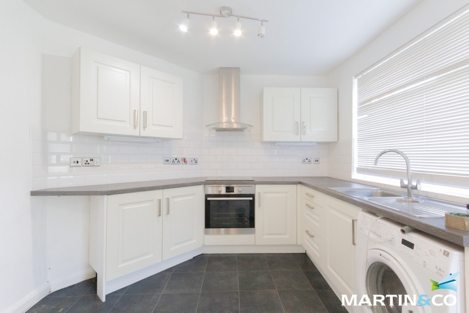 3 bedroom House for Sale Hill Top Road, Oldbury, B68