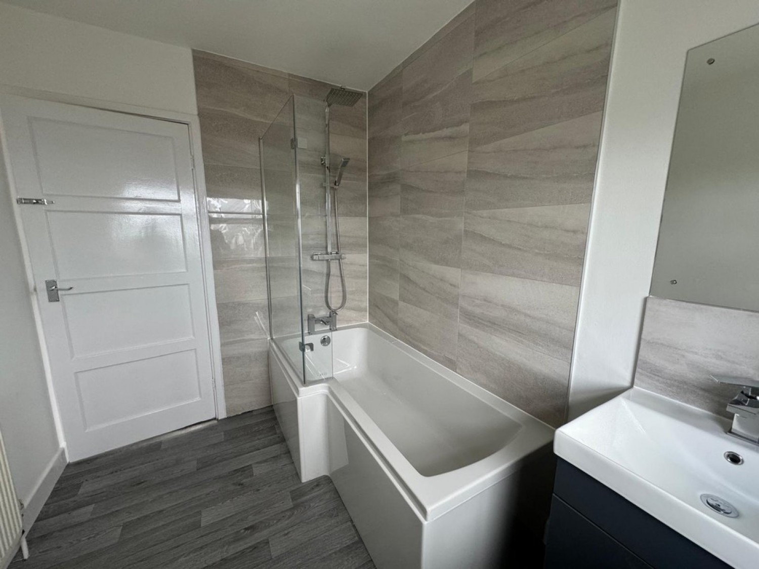 3 bedroom House for Letting Darbys Hill Road, Tividale, B69