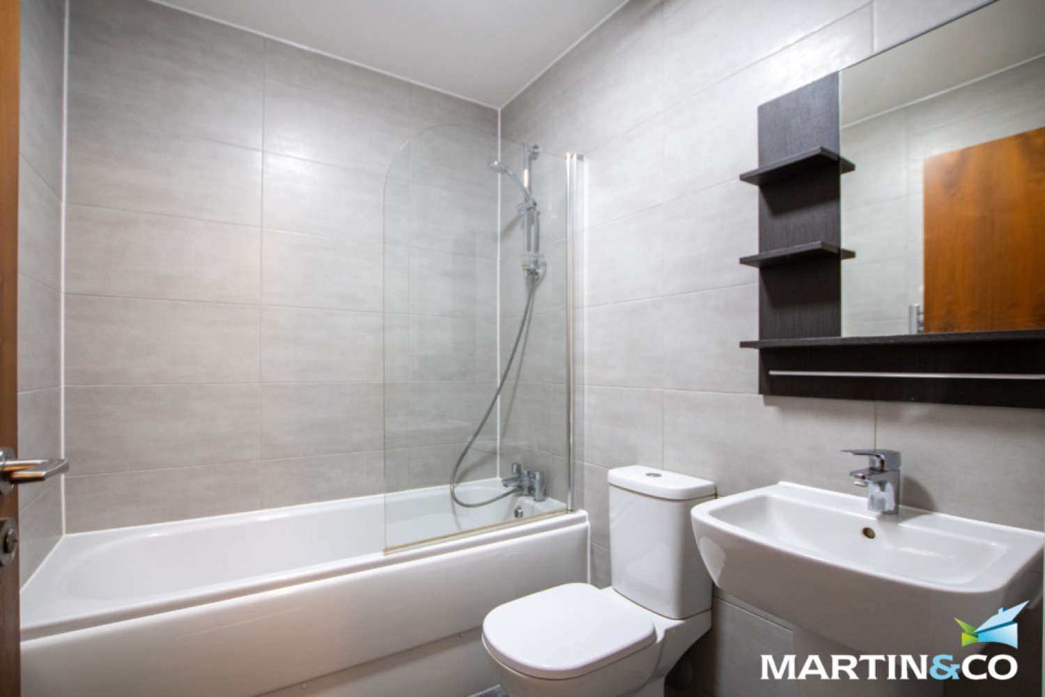 1 bedroom Flat for Sale Landmark, Waterfront West, Brierley Hill, DY5