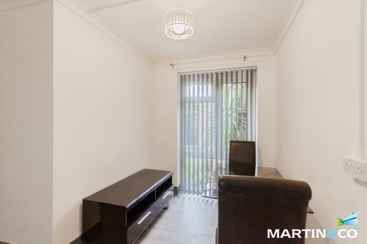 Foster Way, Edgbaston, B5