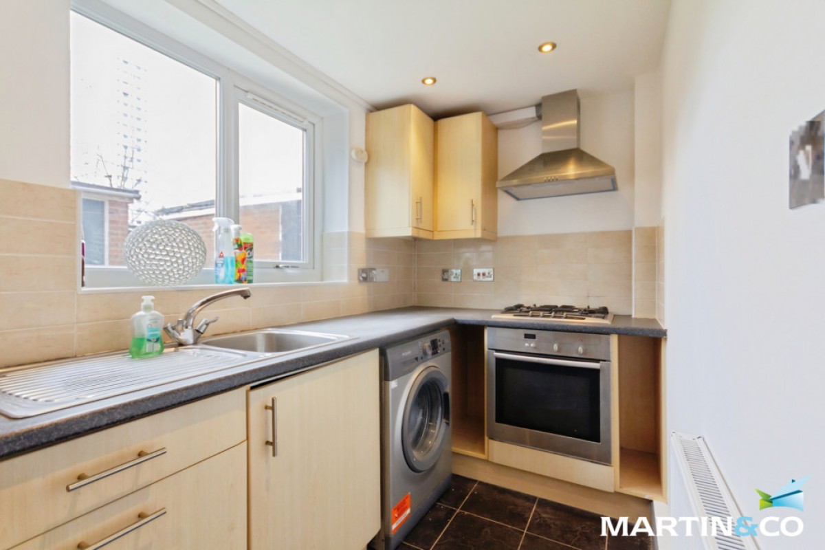 Foster Way, Edgbaston, B5