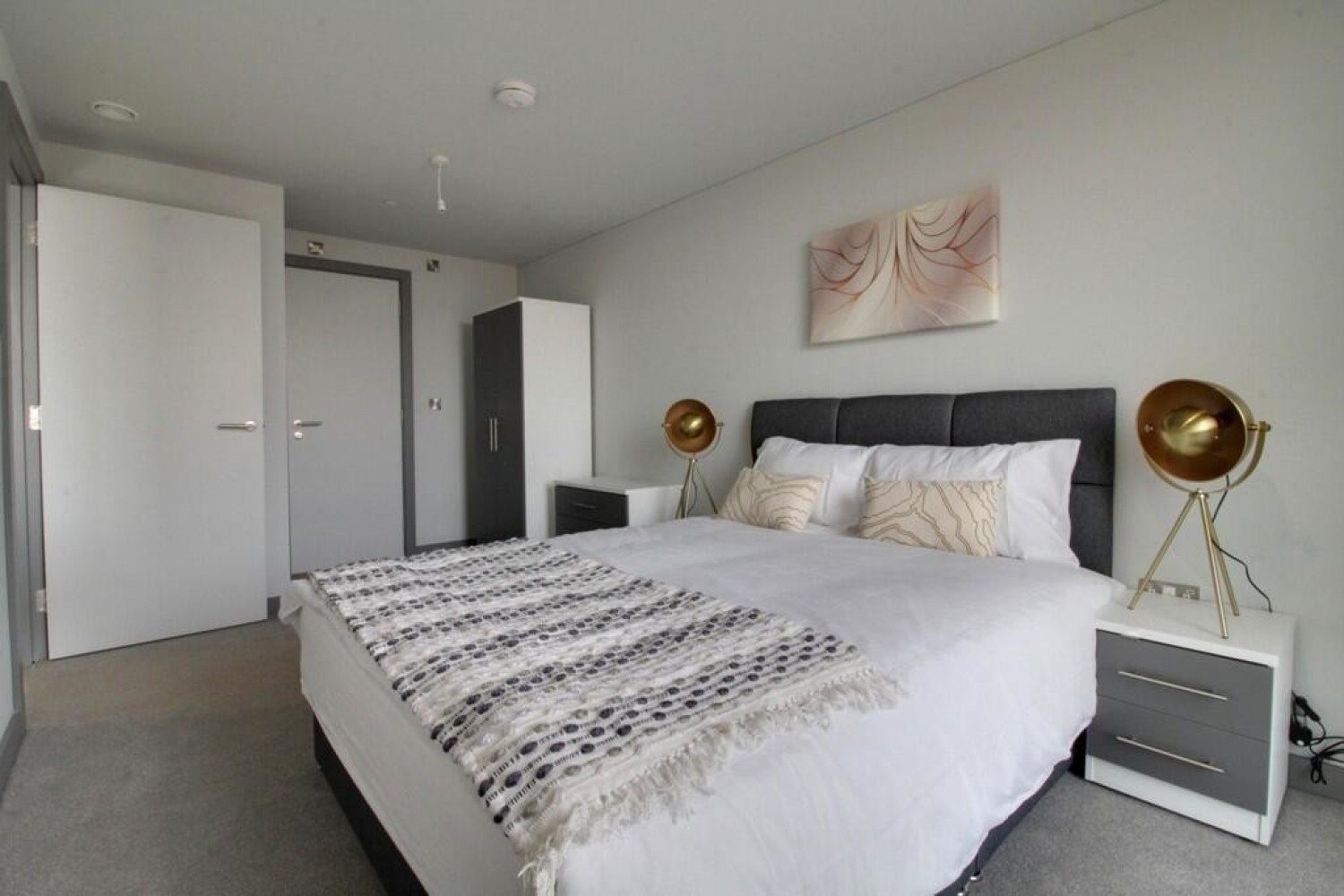 2 bedroom Flat for Letting JQ Rise, Goodman Street, Birmingham, B1