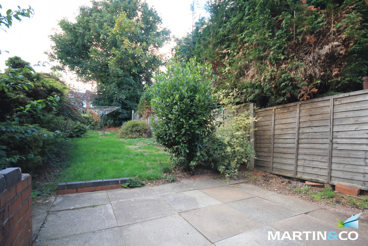 Park Road, Bearwood, B67