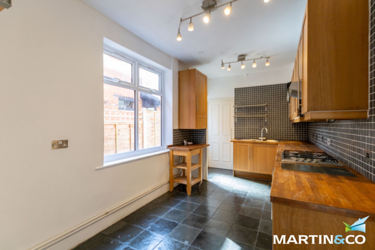 Park Road, Bearwood, B67