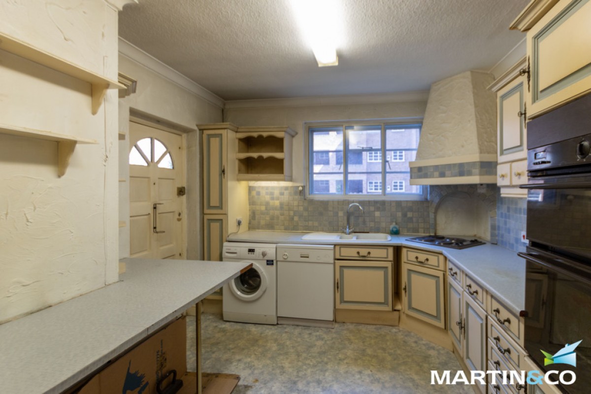 Viceroy Close, Edgbaston, B5