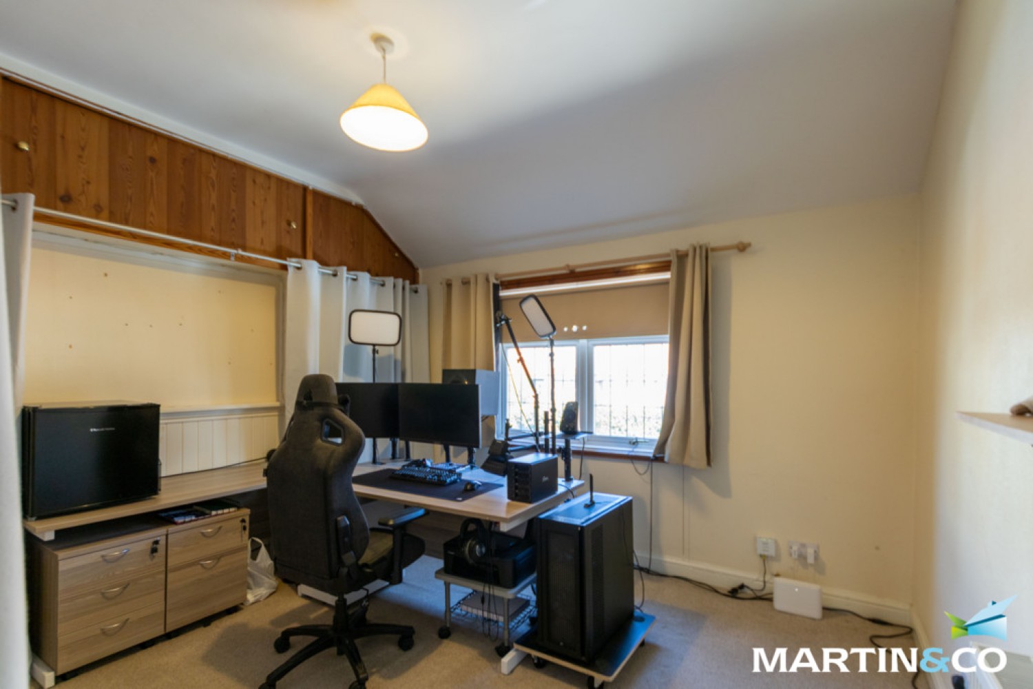 4 bedroom House for Sale Birch Road, Oldbury, B68