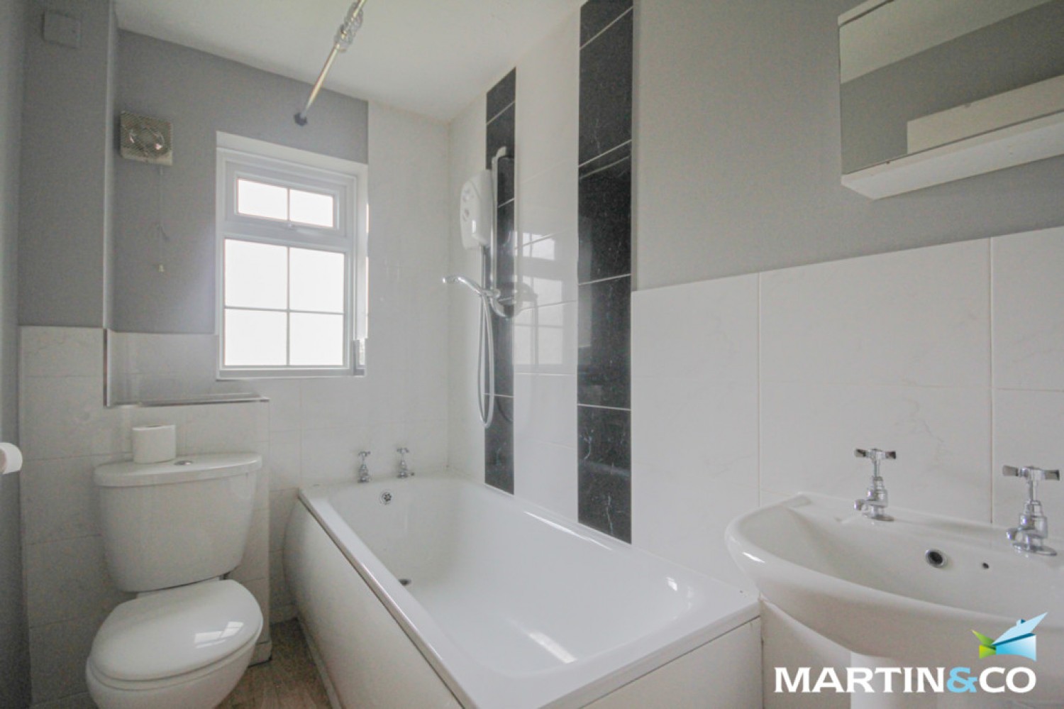 2 bedroom House for Letting Brindlefields Way, Burnt Tree, DY4