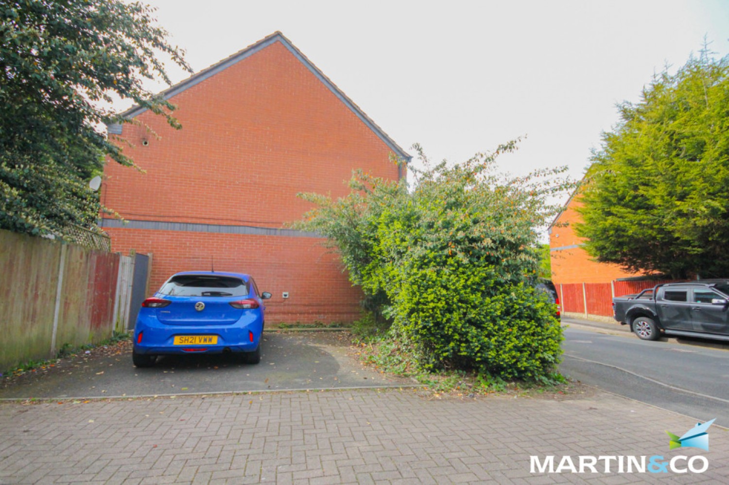 2 bedroom House for Letting Brindlefields Way, Burnt Tree, DY4