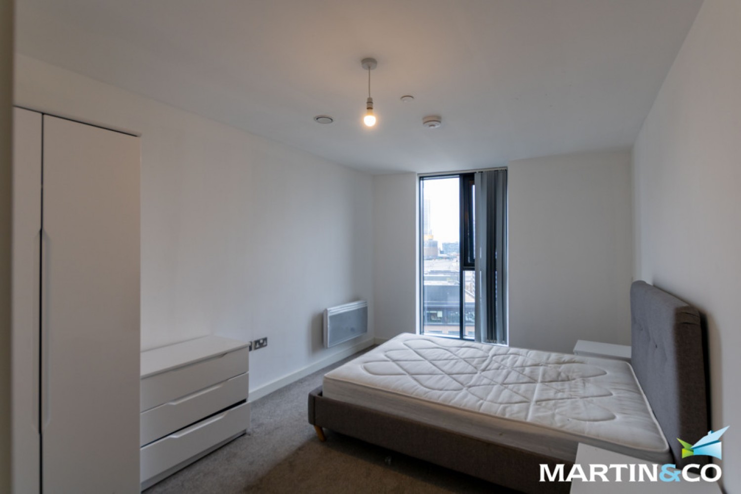 2 bedroom Flat for Letting The Bank Tower 2, Sheepcote Street, Birmingham, B16