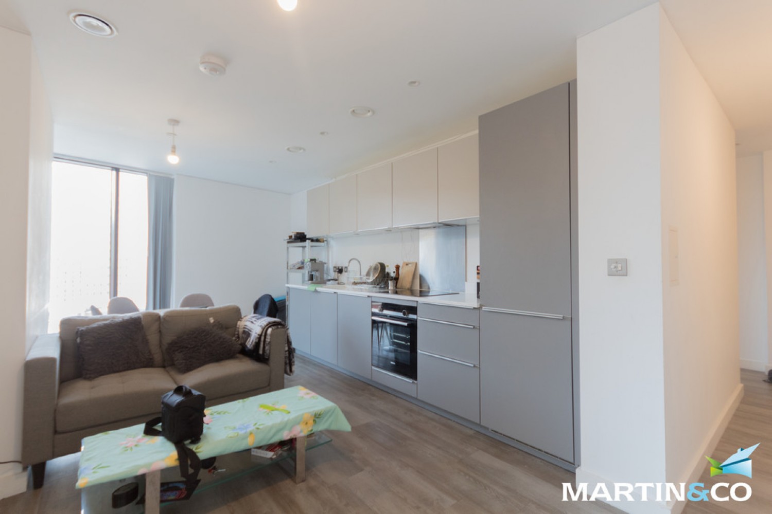 2 bedroom Flat for Letting The Bank Tower 2, Sheepcote Street, Birmingham, B16