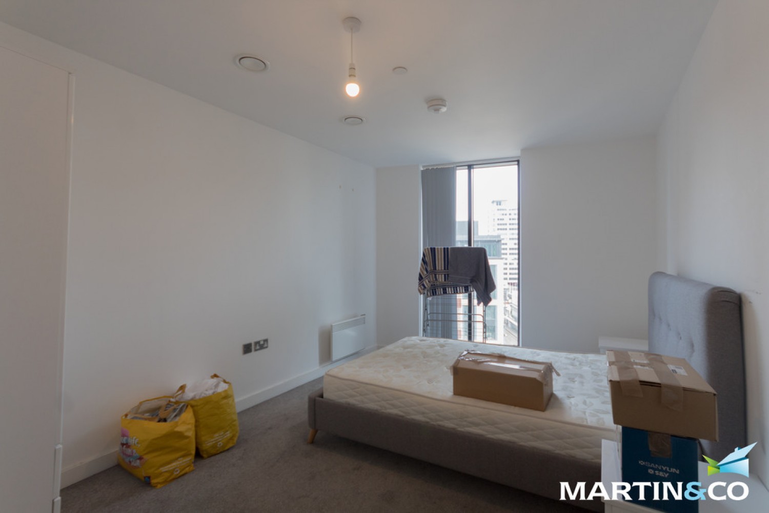 2 bedroom Flat for Letting The Bank Tower 2, Sheepcote Street, Birmingham, B16
