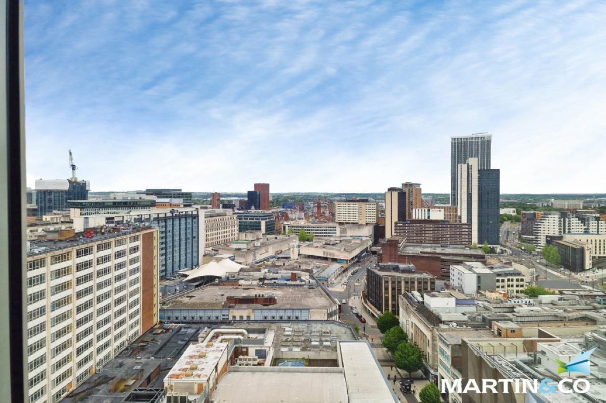 The Rotunda, New Street, Birmingham, B2