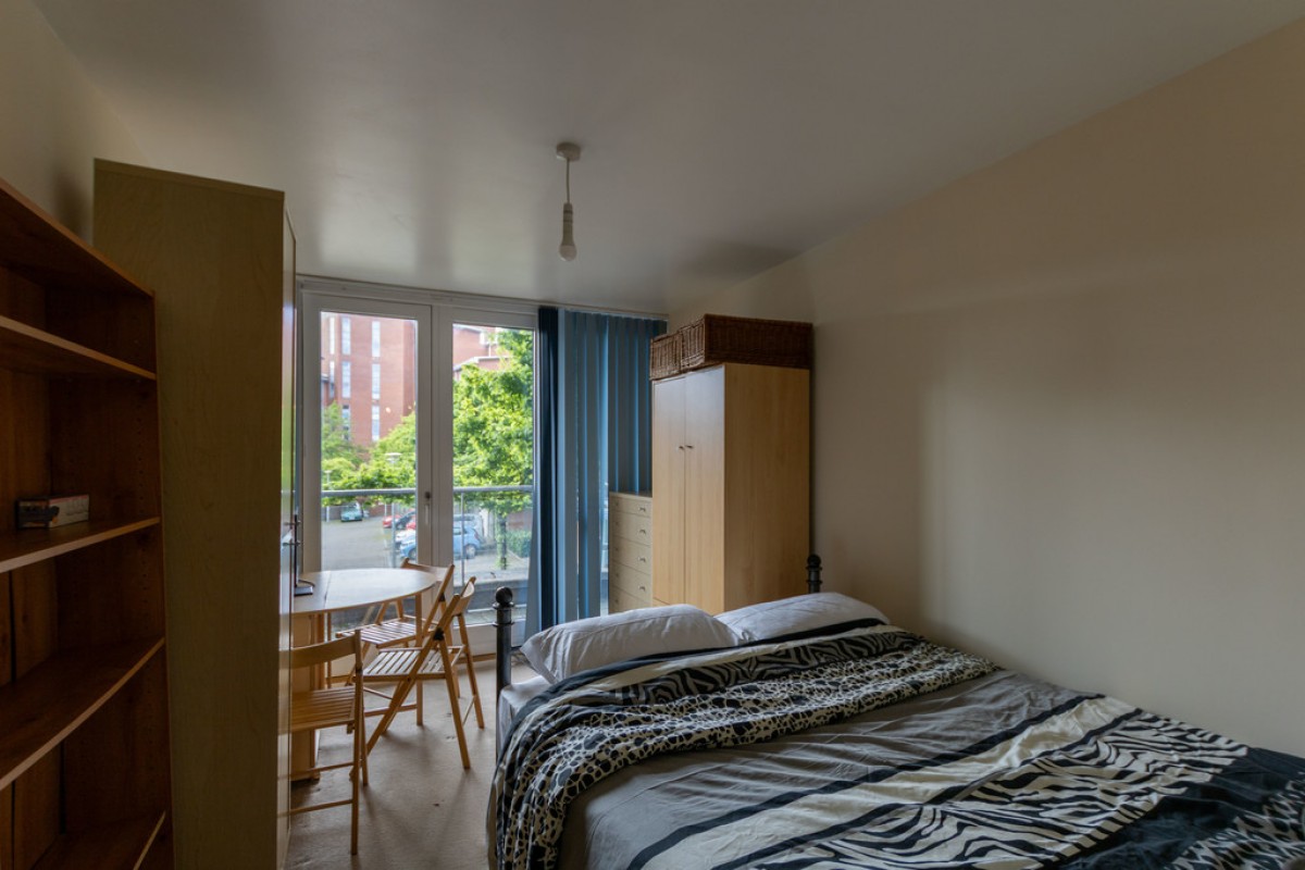 Wheeleys Lane, Park Central, B15