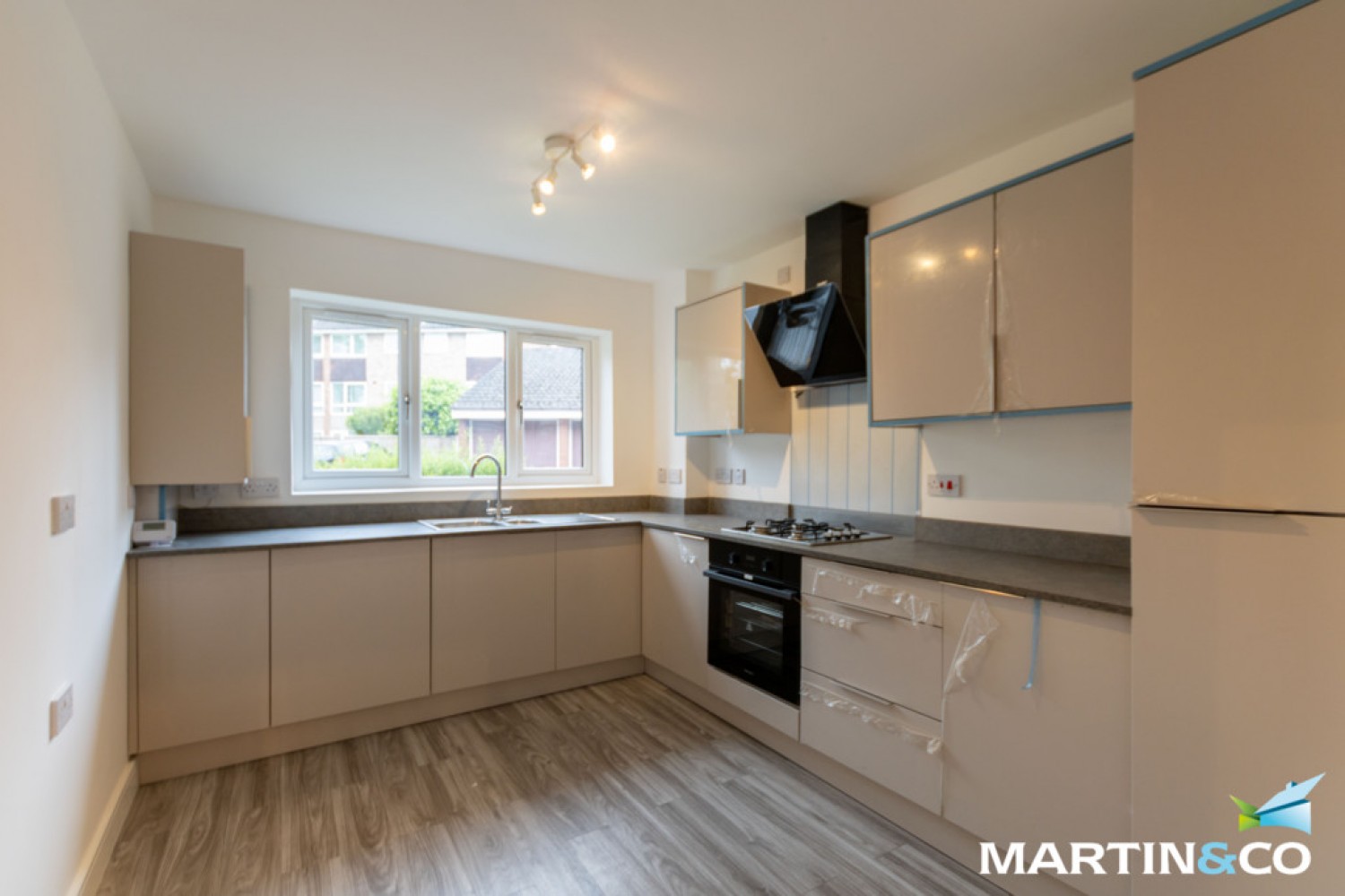 2 bedroom Flat for Sale Penns Lane, Sutton Coldfield, B76