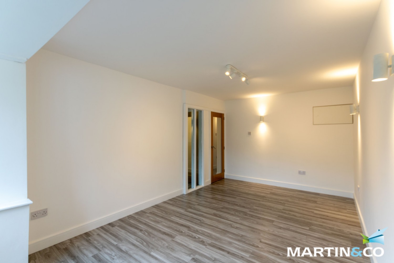 2 bedroom Flat for Sale Penns Lane, Sutton Coldfield, B76